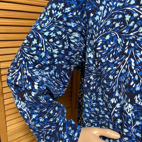 Woman’s blue floral longsleeve top 1X 100% cotton - Picture 7 of 7